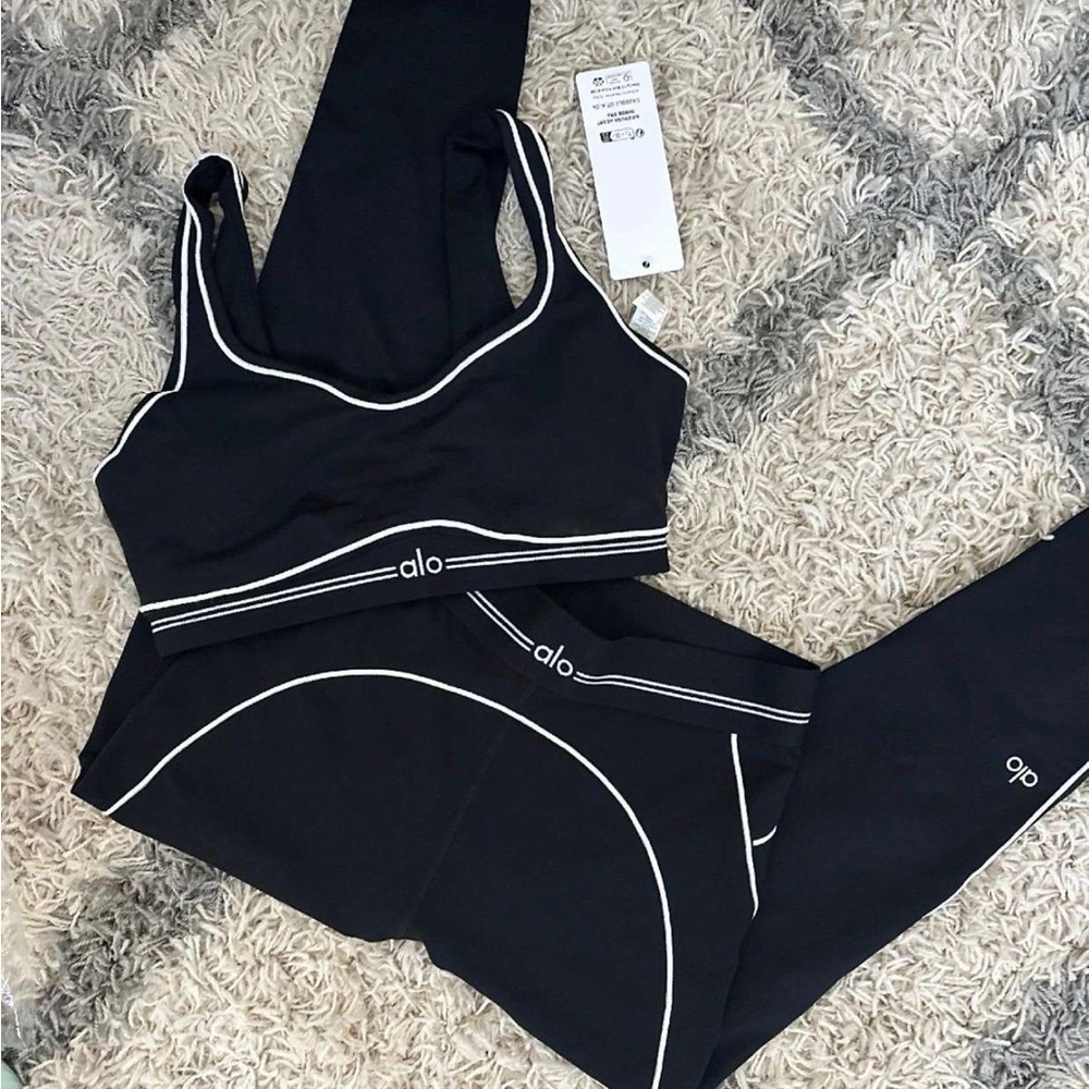 ALO Yoga Black Sports Bra with White Accents